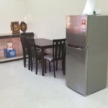 Homestay Damai Yusmila Kuala Terengganu Extérieur photo