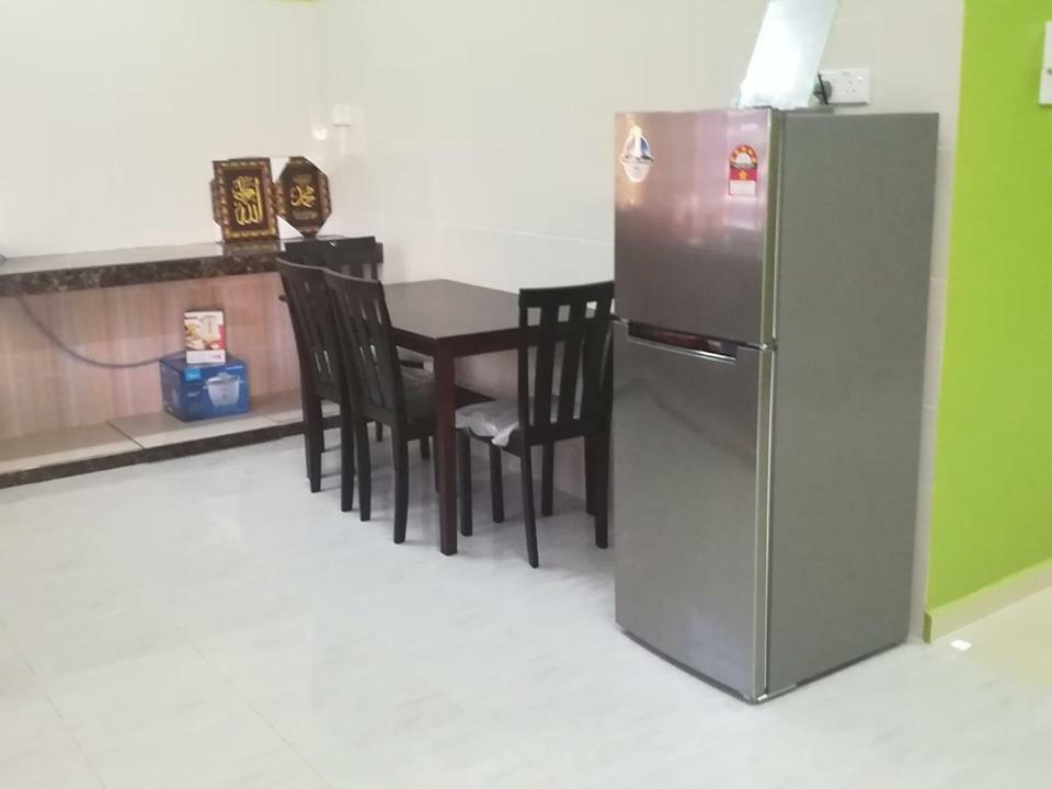 Homestay Damai Yusmila Kuala Terengganu Extérieur photo