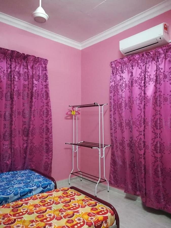 Homestay Damai Yusmila Kuala Terengganu Extérieur photo